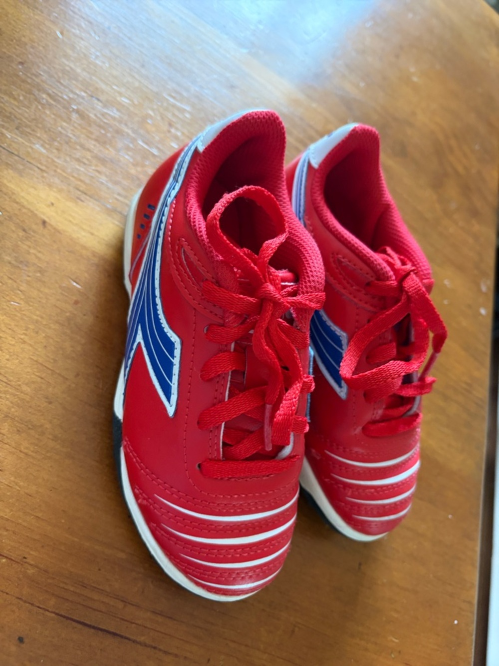 Diadora Red Kids Sneakers with Blue Stripe